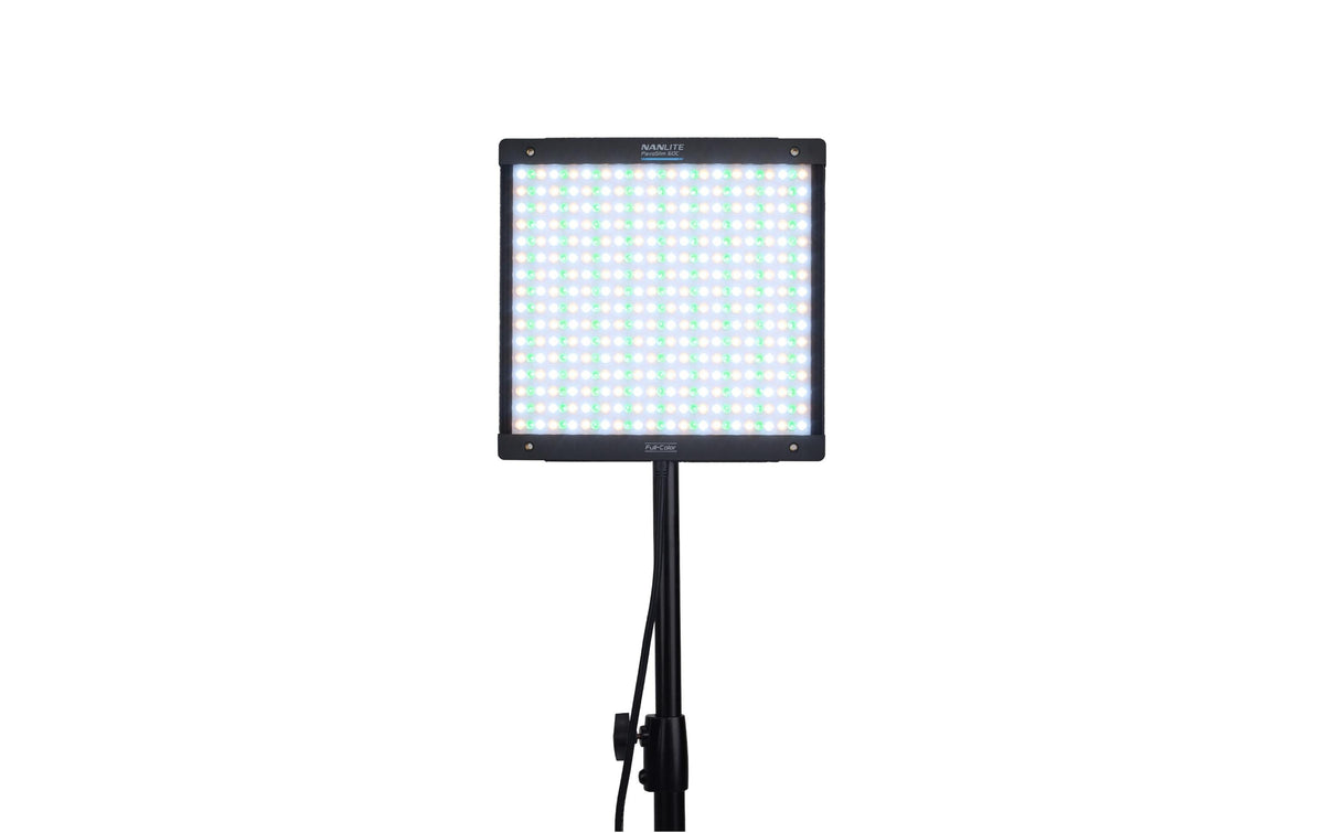Nanlite PavoSlim 60C Streaming-Licht – 72 W, 2700–7500 K, CRI 96/TLCI 97 – Bluetooth – Schwarz