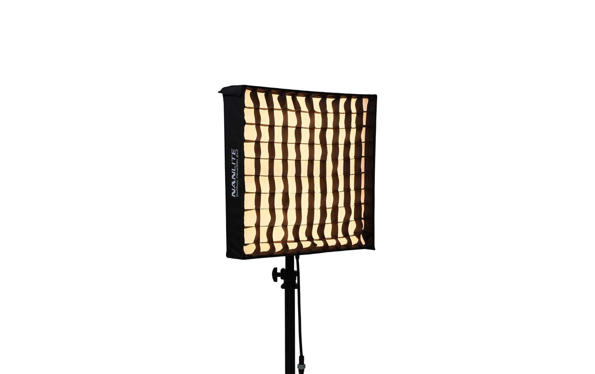 Nanlite PavoSlim 240B LED-Flächenleuchte – 260 W, einstellbares Weiss 2700–6500 K, 59900 lx – 602,1 × 28,6 × 608,7 mm