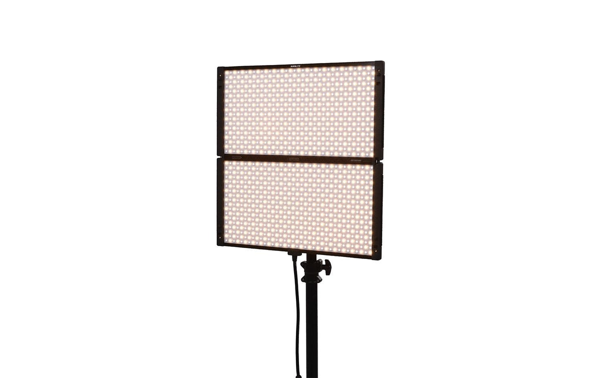 Nanlite PavoSlim 240B LED-Flächenleuchte – 260 W, einstellbares Weiss 2700–6500 K, 59900 lx – 602,1 × 28,6 × 608,7 mm