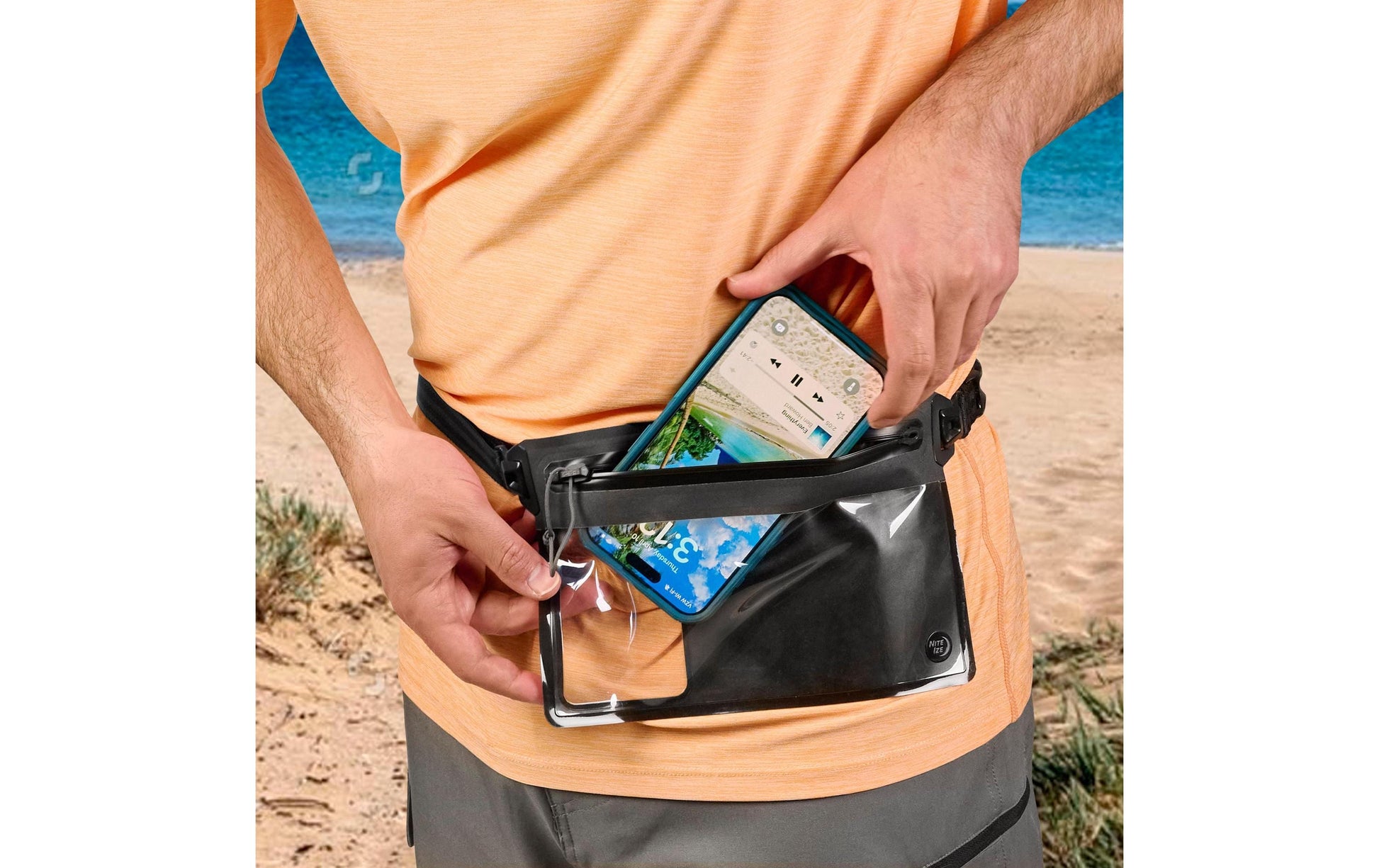 Nite Ize RunOff Pouch/Umhängetasche – für Smartphones bis 10,0", Anthrazit, wasserdicht