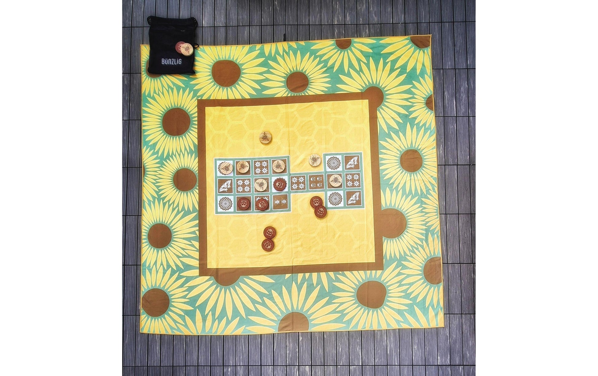 Bünzlig dog Set Mühle und Königliches Spiel von Ur – Brettspiel, ab 6 Jahren