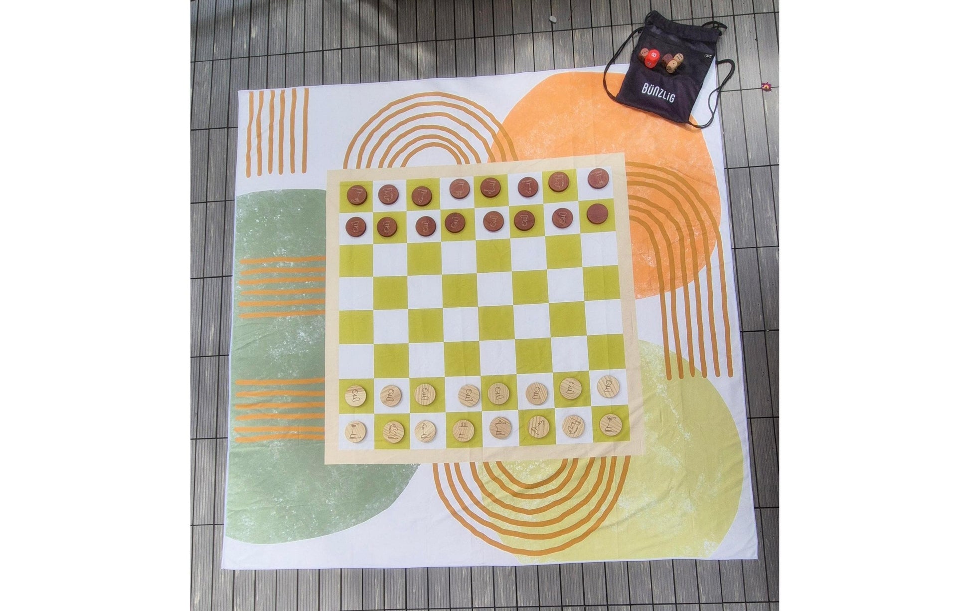 Bünzlig dog Backgammon-, Dame- und Schach-Set – Brettspiel, ab 6 Jahren