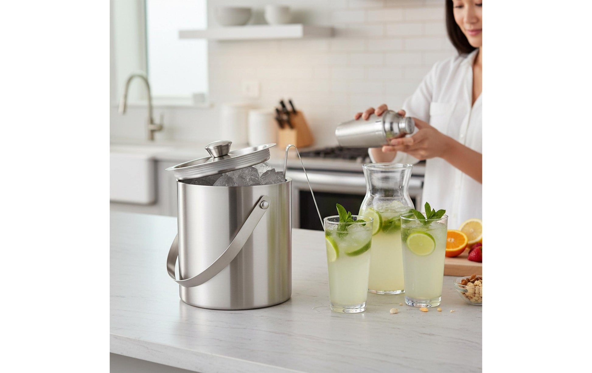Relaxdays Eisbehälter – Ø 13 × 17 cm, 1,5 l, Edelstahl, mit Eiszange