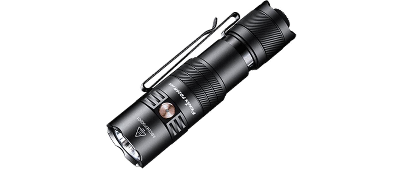Fenix Taschenlampe PD26R ACE – 1300 lm, 354 m, IP68, Akku 1600 mAh – Schwarz