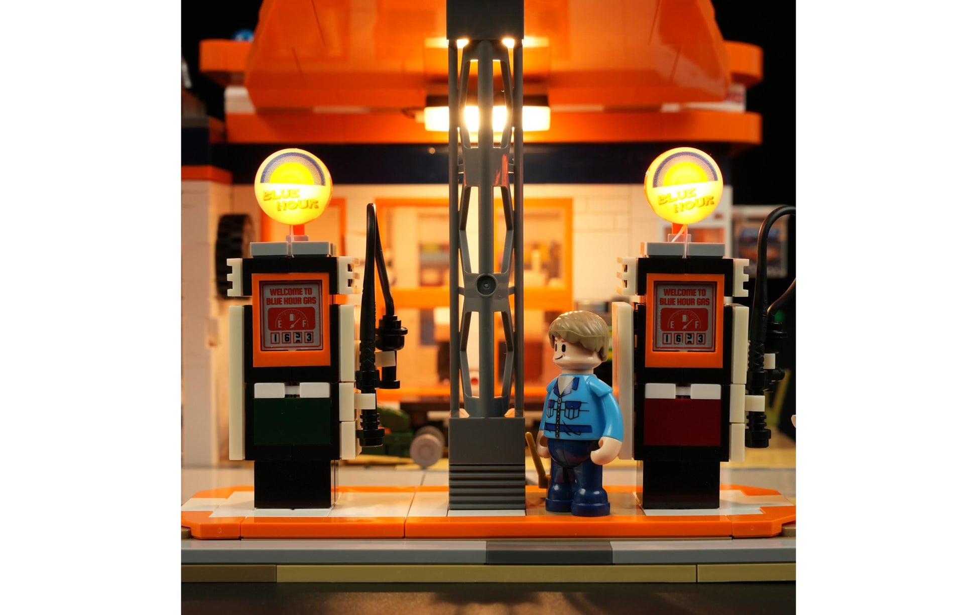 Lumibricks 3D Puzzle Tankstelle – 2614 Teile – Kunststoff – ab 16 Jahren – mehrfarbig