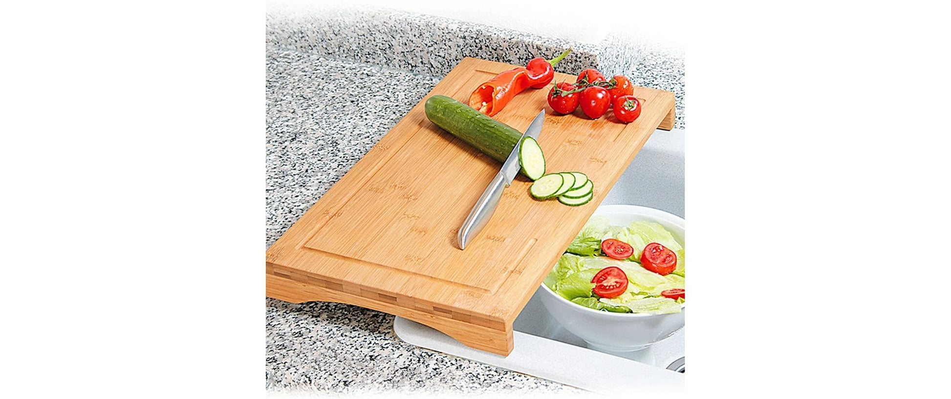 Kesper Schneidebrett 28 × 54 × 4,3 cm, Bambus, mit Saftrille und Griffen, Braun