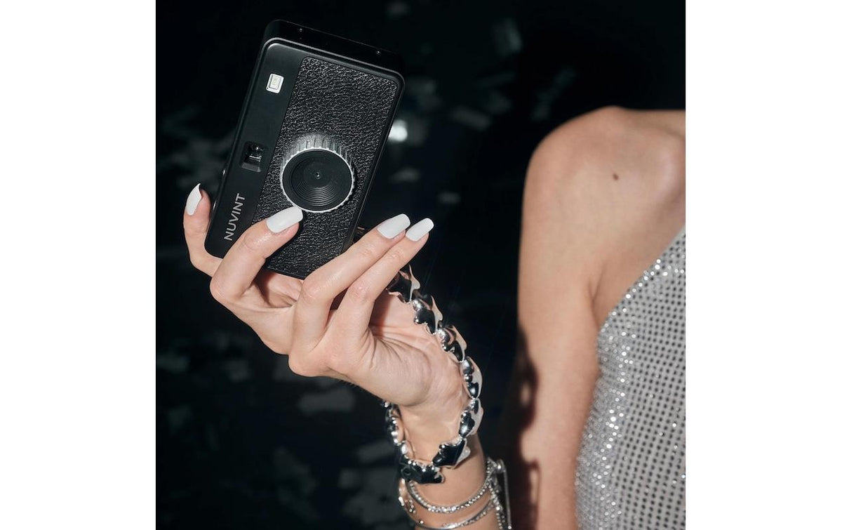 Nuvint Black S2 – Kompaktkamera, 13 MP, 4K, Schwarz