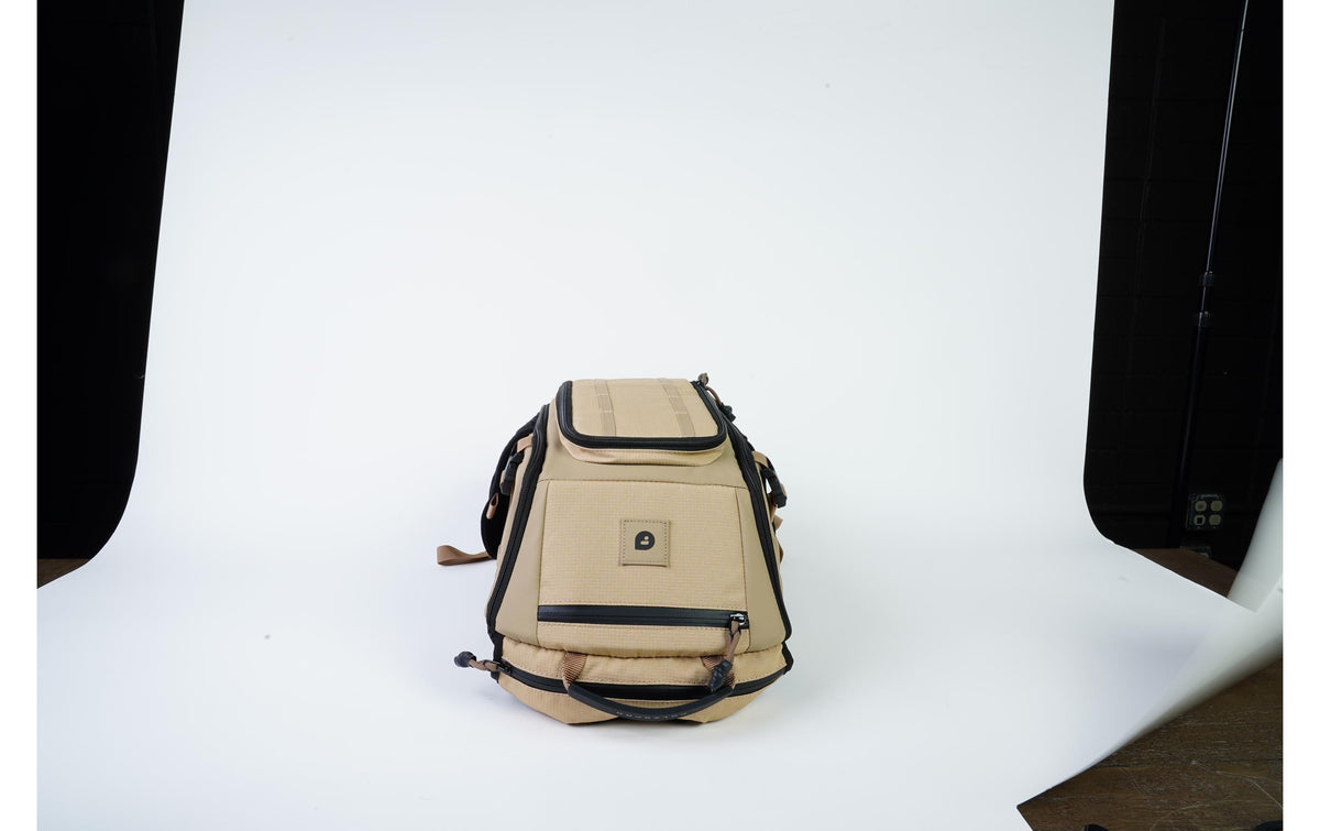 PolarPro RoadRunner 8L Kamerarucksack – 3 Objektive, Tablet-Fach – für Digitalkamera – Sand