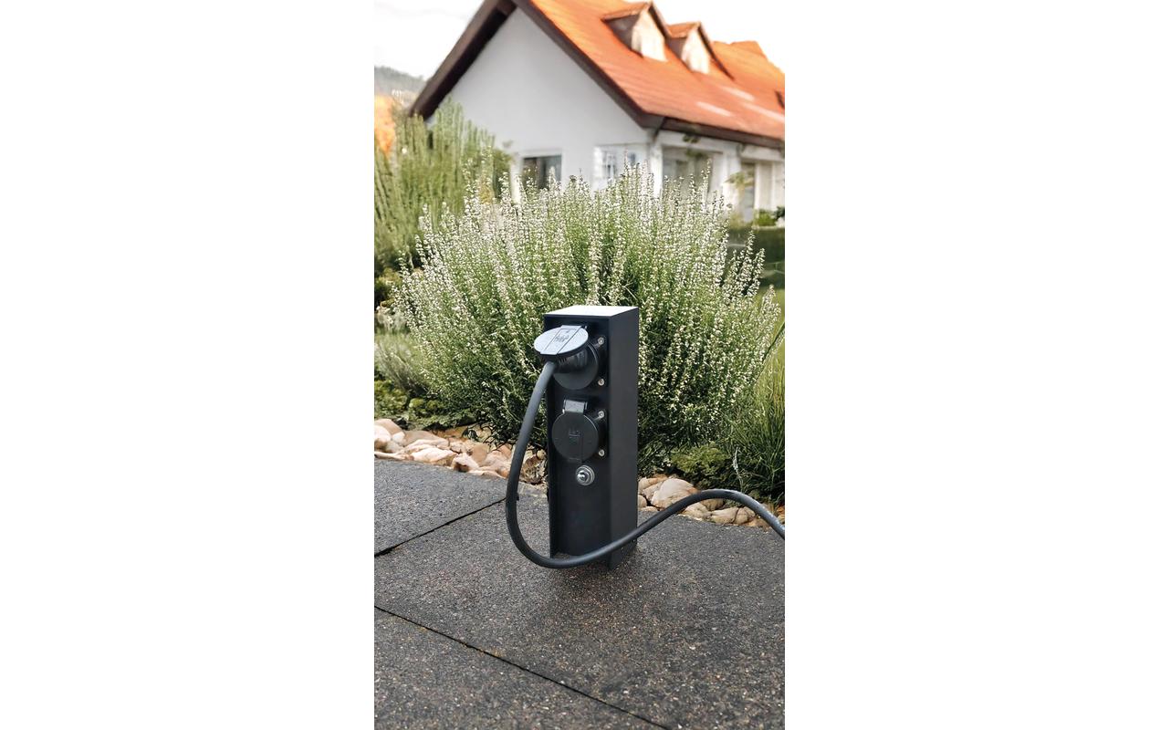 Steffen GardenLine Gartenstromverteiler, 2×T13, IP44, Überstromschutz, Bodenmontage – Schwarz