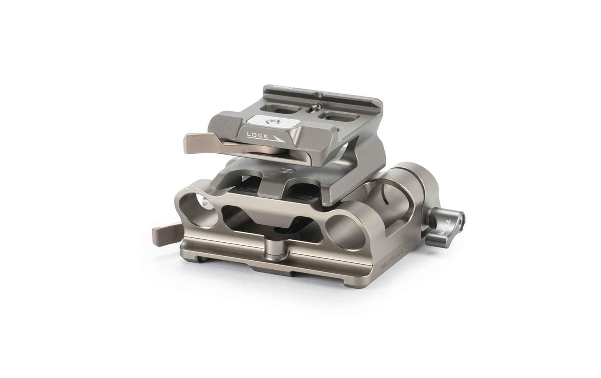 Tilta Baseplate Typ III – Edelstahl – 102 × 76 × 178 mm – 1/4″, 3/8″ Stativgewinde