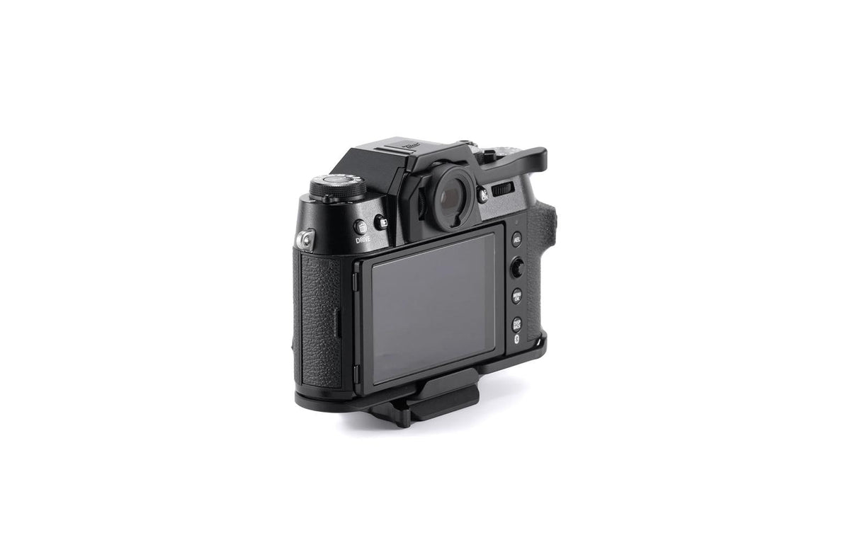 Tilta Base Kit Halterungsbügel – 151 × 84 × 195 mm, 680 g – für Fujifilm X-T50 – Schwarz
