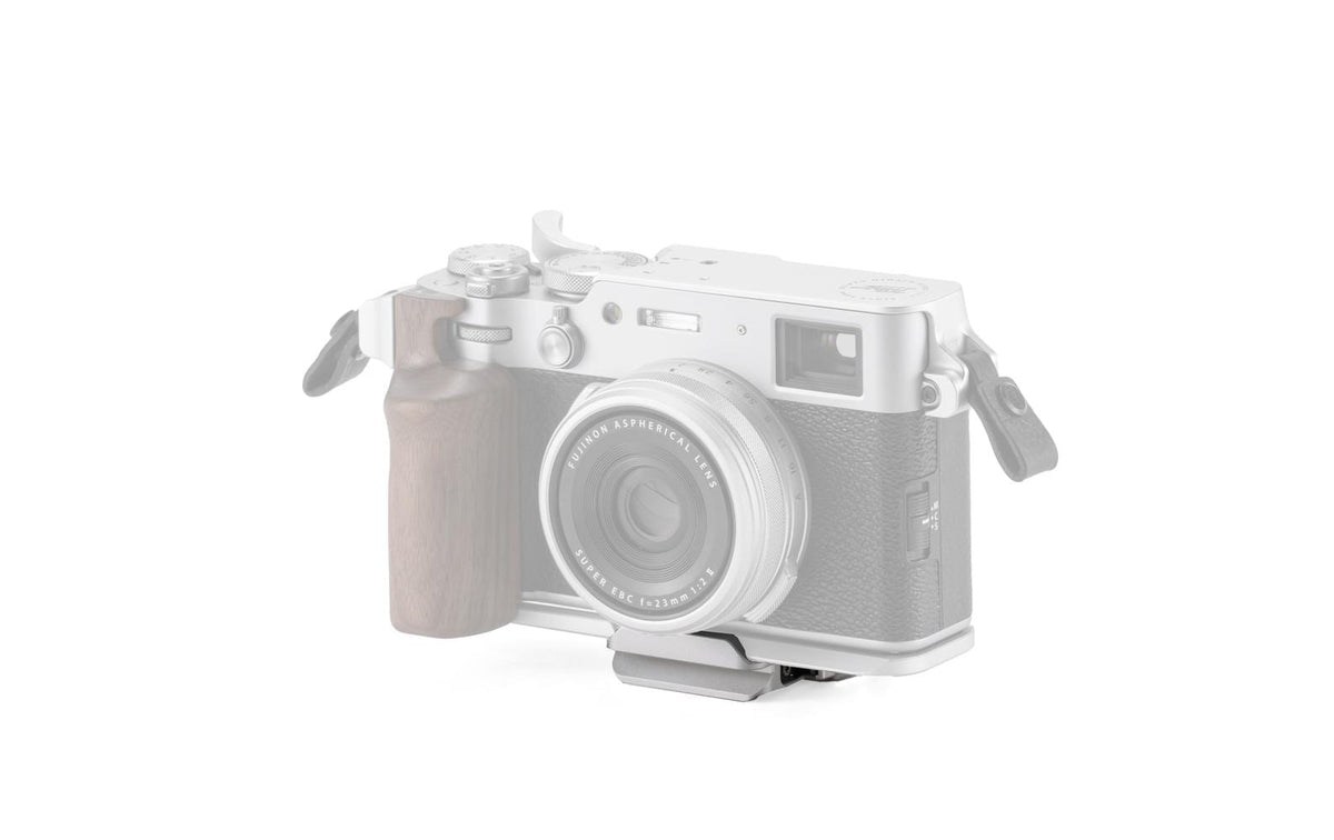 Tilta Adapter – für Fujifilm X100 VI – 1/4" Stativgewinde, silber – 38 × 14,7 × 64,5 mm