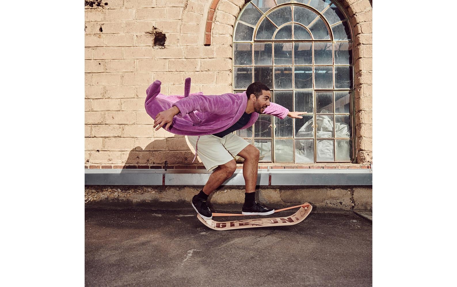 Gibbon Balance Board Roots Rocker Trave – ab 13 Jahren – Buchenfurnier, Polyester, Kork – braun