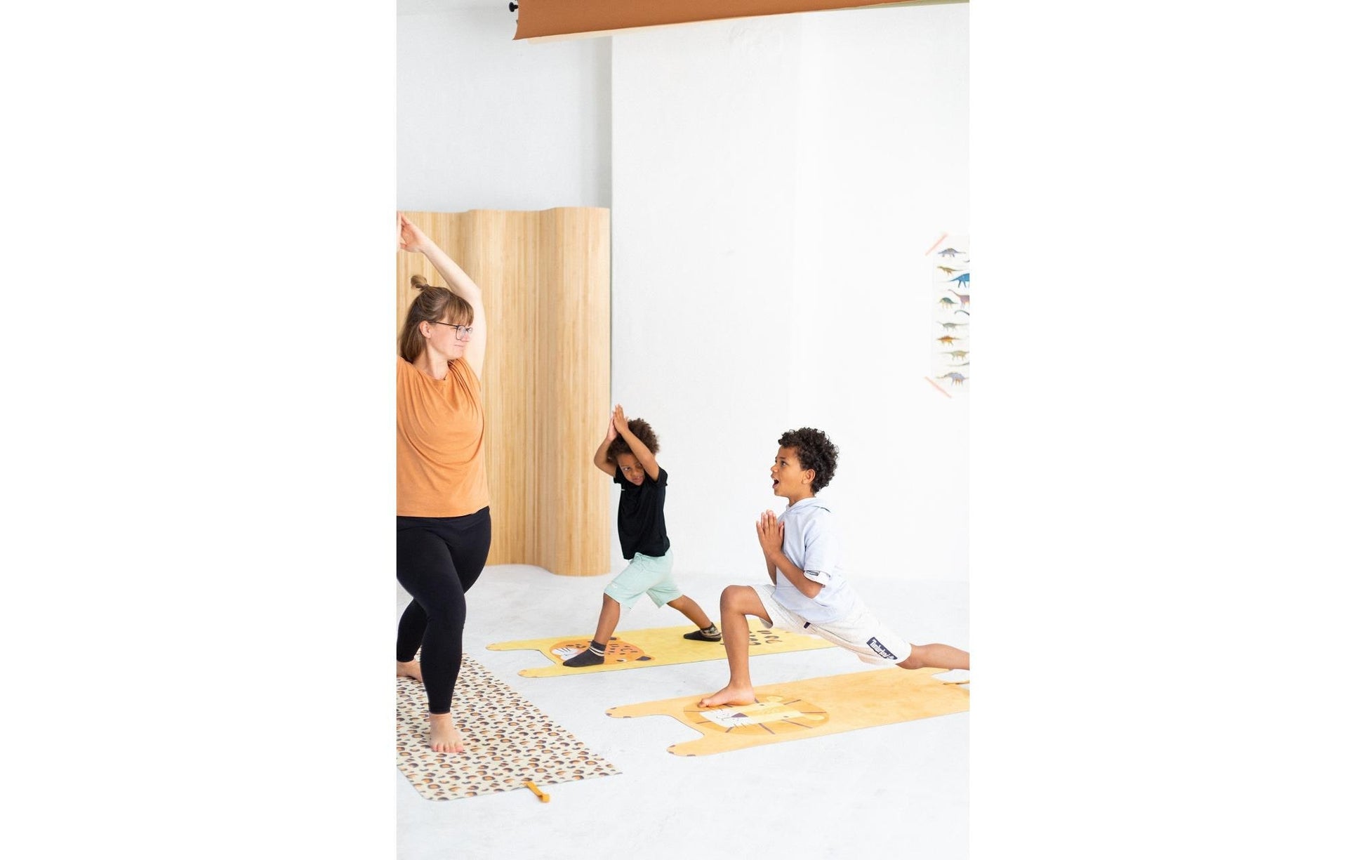 Yogitier Yogamatte – 60 × 180 cm, 2 mm – Mehrfarbig, Mikrofaser/Naturkautschuk
