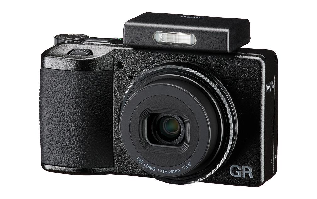 Ricoh GF-2 Blitzlicht – Leitzahl 3, Blitzfolgezeit 2 s, Li-Ion, USB-C – für GR IV/GR III/GR IIIx