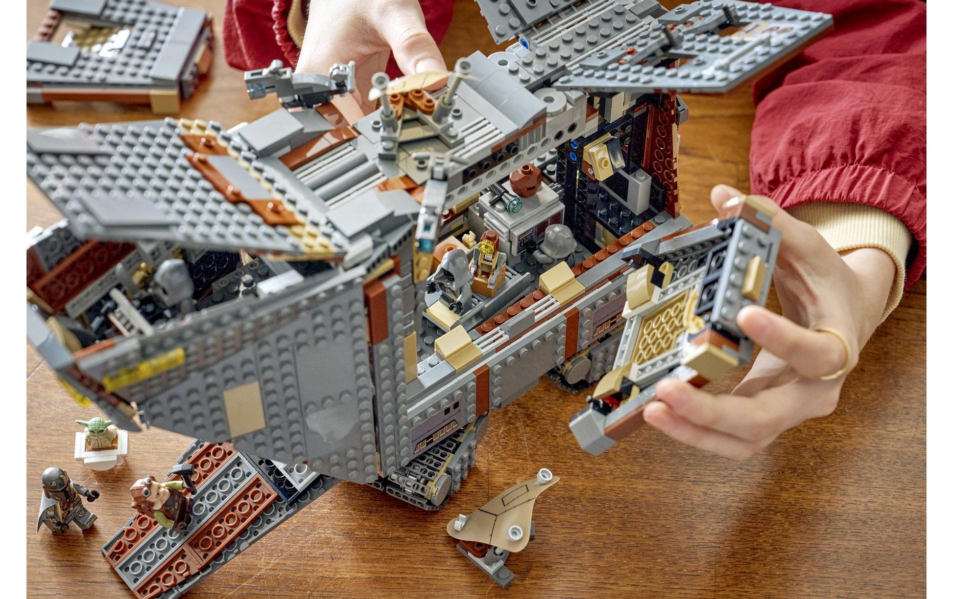 LEGO Star Wars 75453 – 1683-teilig – 37,8 × 8,7 × 55,5 cm – ab 14 Jahren