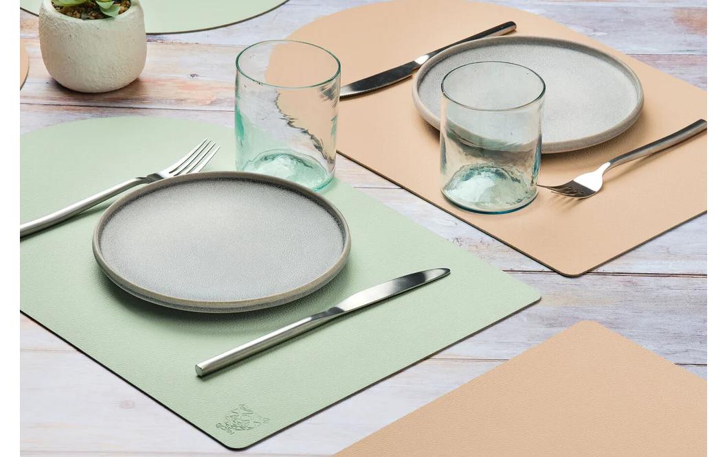 Björn Tischset – 30×44,5 cm, 6er-Set, Recyceltes Leder/PVC, Rosa/Grün, Arcus