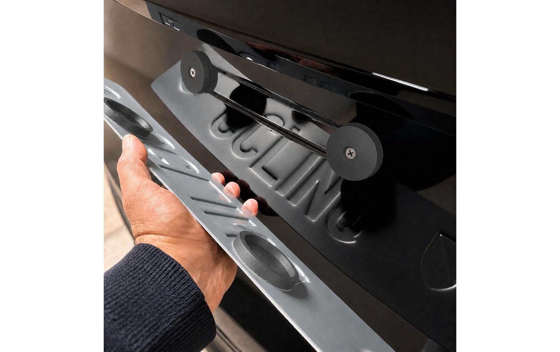 Cclinq Kennzeichnungstasche – magnetisch – schwarz – Gummi/Metall