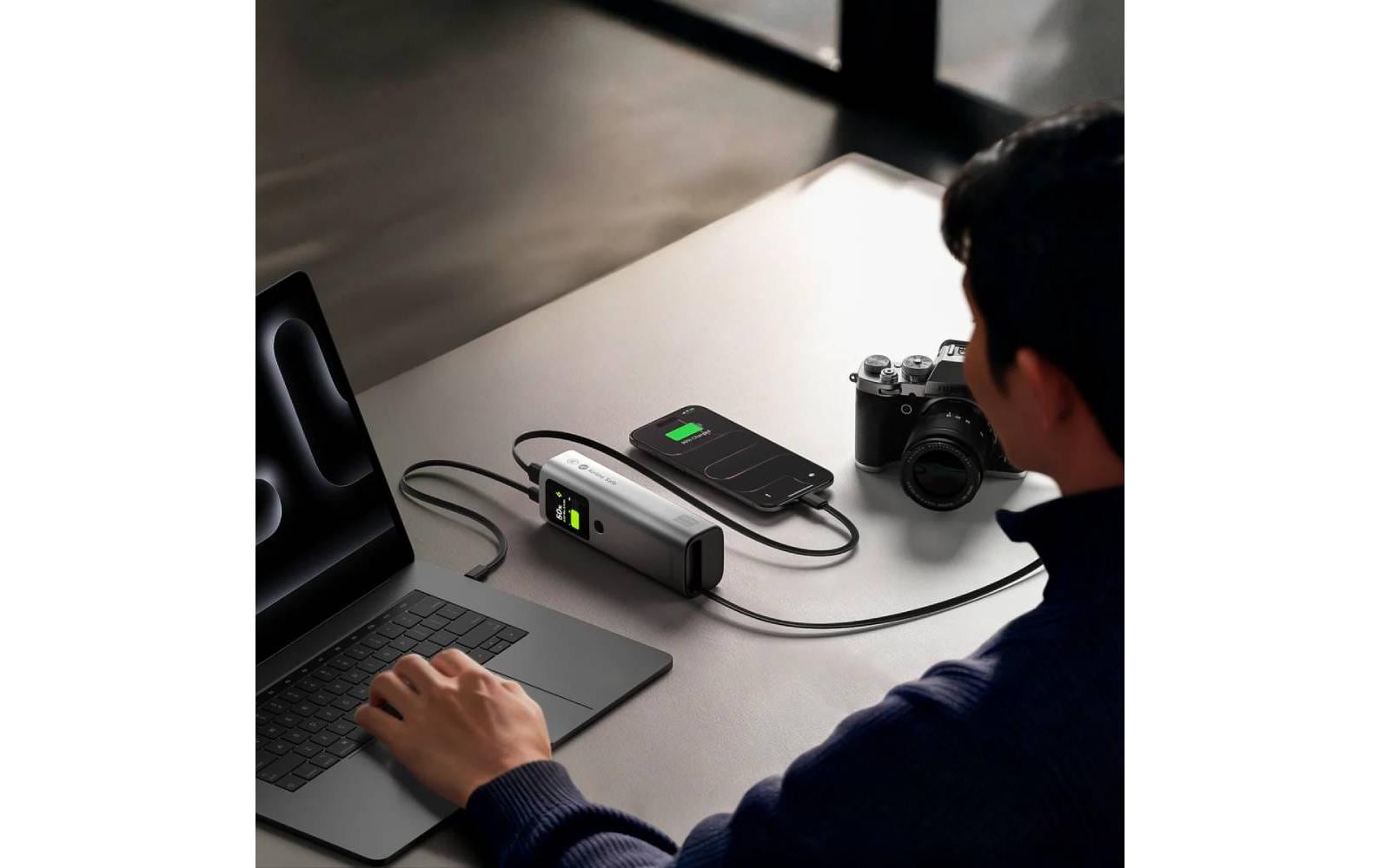 Sharge Retractable 165 Powerbank 20'000 mAh – 165 W PD, 3× USB-C, schwarz