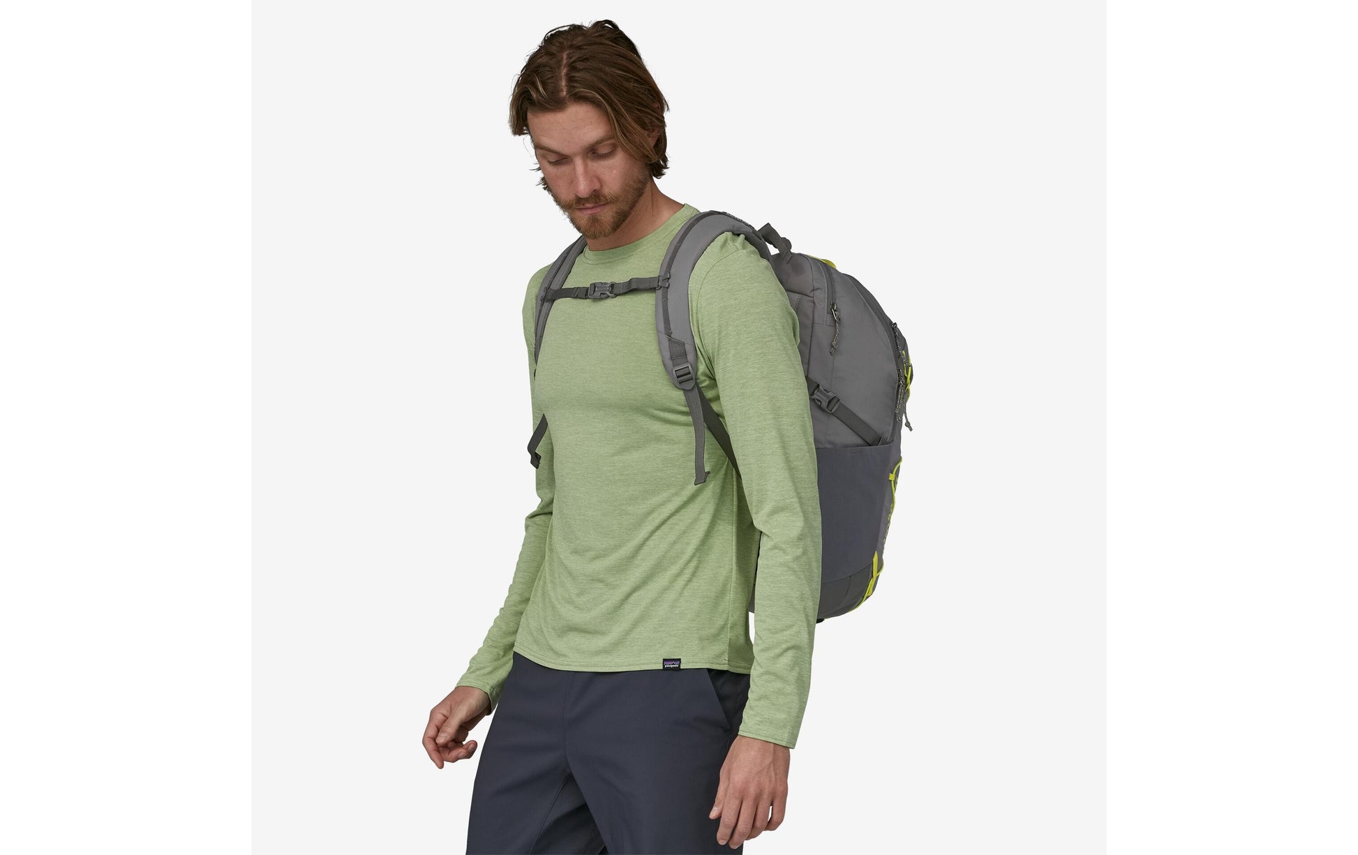 Patagonia City-Rucksack Refugio Day Pack – 30 l, rPET-Polyester – Grau, 305 × 482 × 165 mm
