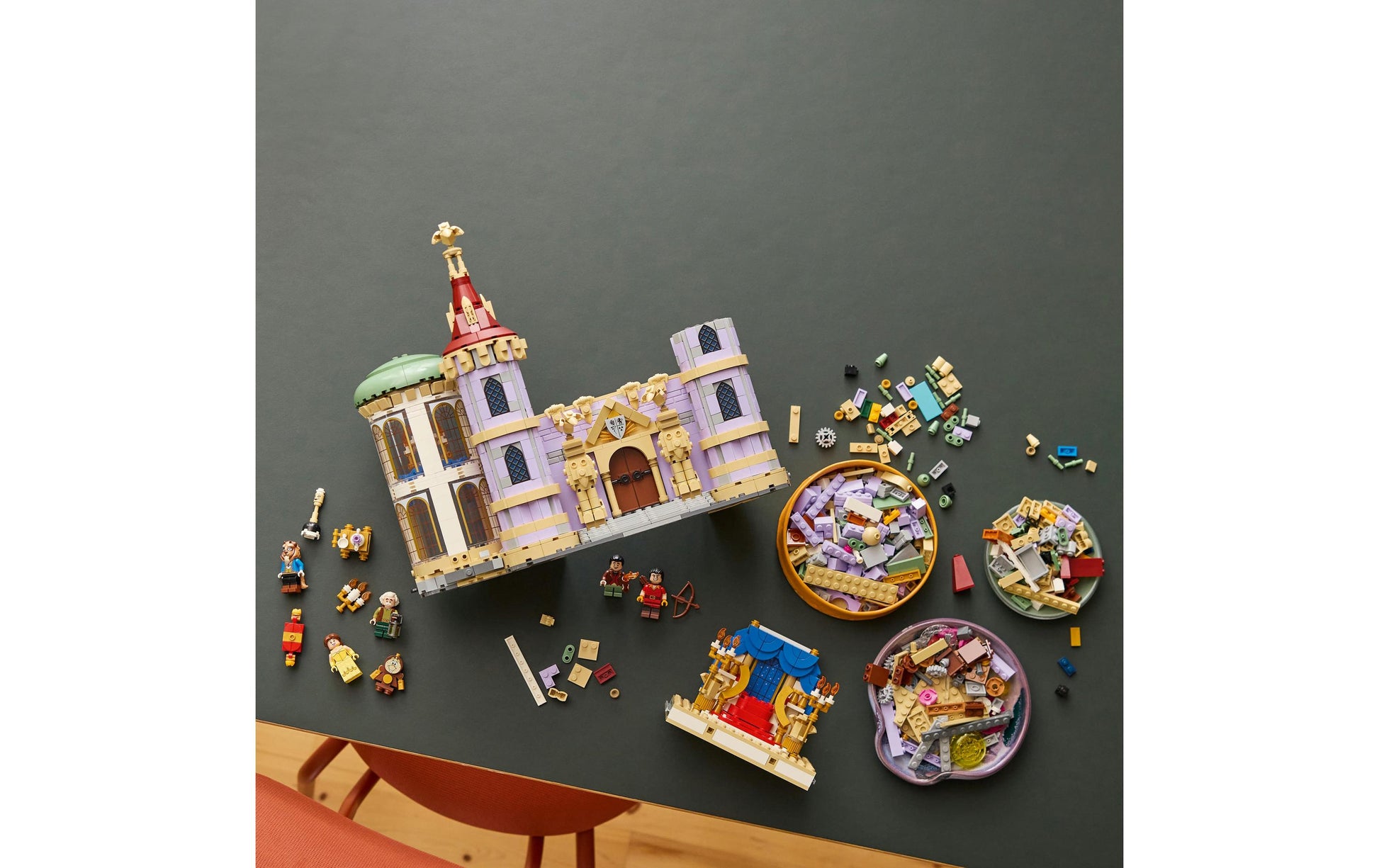 LEGO Disney Die Schöne und das Biest Schloss 3D-Puzzle – 2916 Teile – 55,5 × 53 × 37,8 cm – ab 18 Jahren