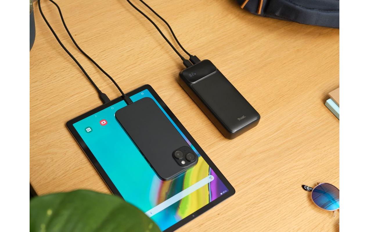 Trust Avala Powerbank 20'000 mAh – 20 W PD, 1× USB-C, 2× USB-A, schwarz