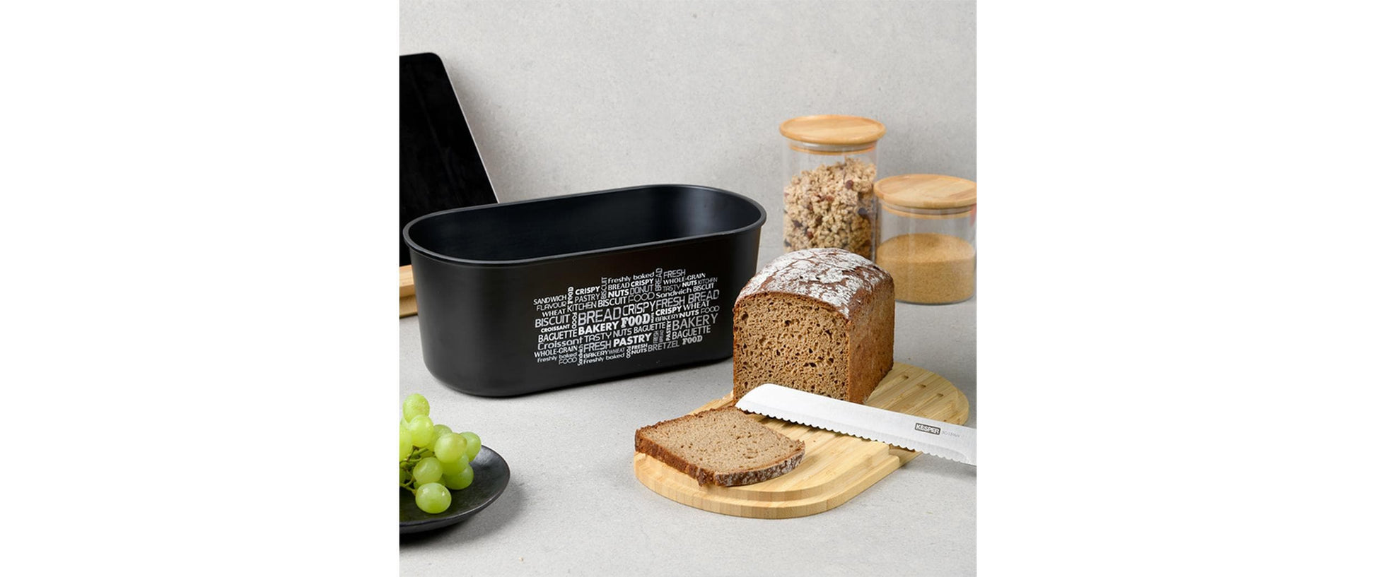 Kesper Lunchbox 20 × 33,5 × 14,5 cm, Bambus/Kunststoff (PET), mit Schneidebrett, schwarz