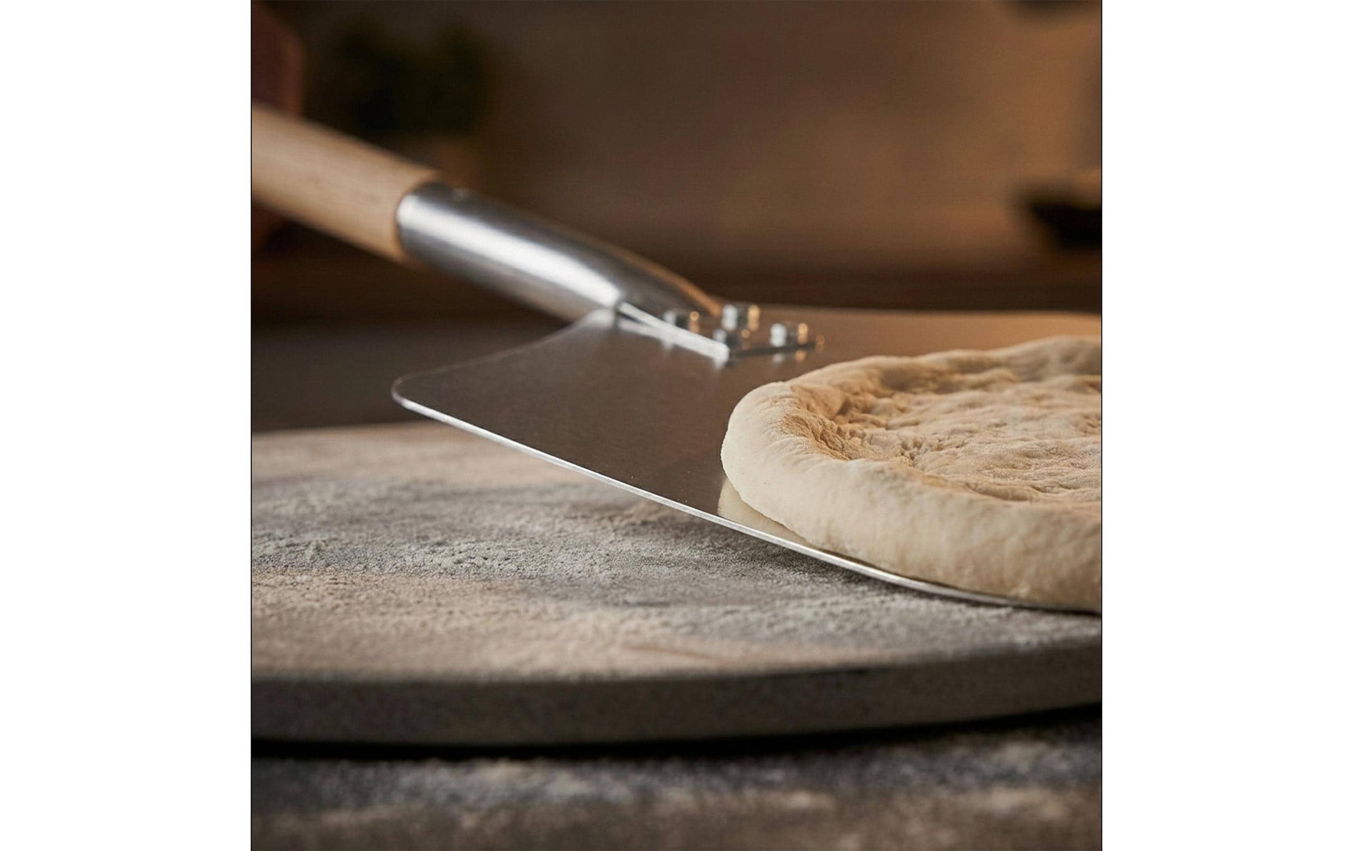 Relaxdays Pizzaschaufel 30,5 × 79 × 3 cm, Aluminium/Holz, hellbraun/silber