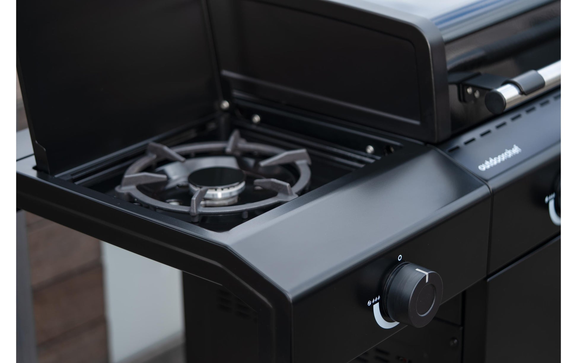 OUTDOORCHEF Gasgrill Heat C-265 – 2 Brenner, 10 100 W – Schwarz