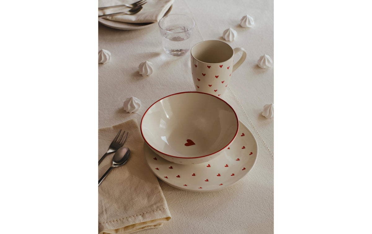 Broste Copenhagen Schüssel Amor – Ø 16 cm, H 7 cm, Steingut, Beige/Rot
