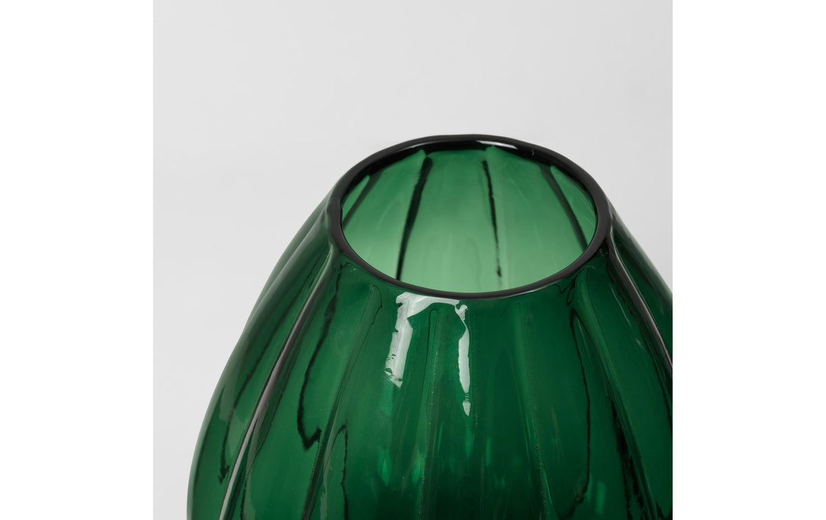 Broste Copenhagen Malou Vase – Ø 22 × 29 cm – Glas, Dunkelgrün
