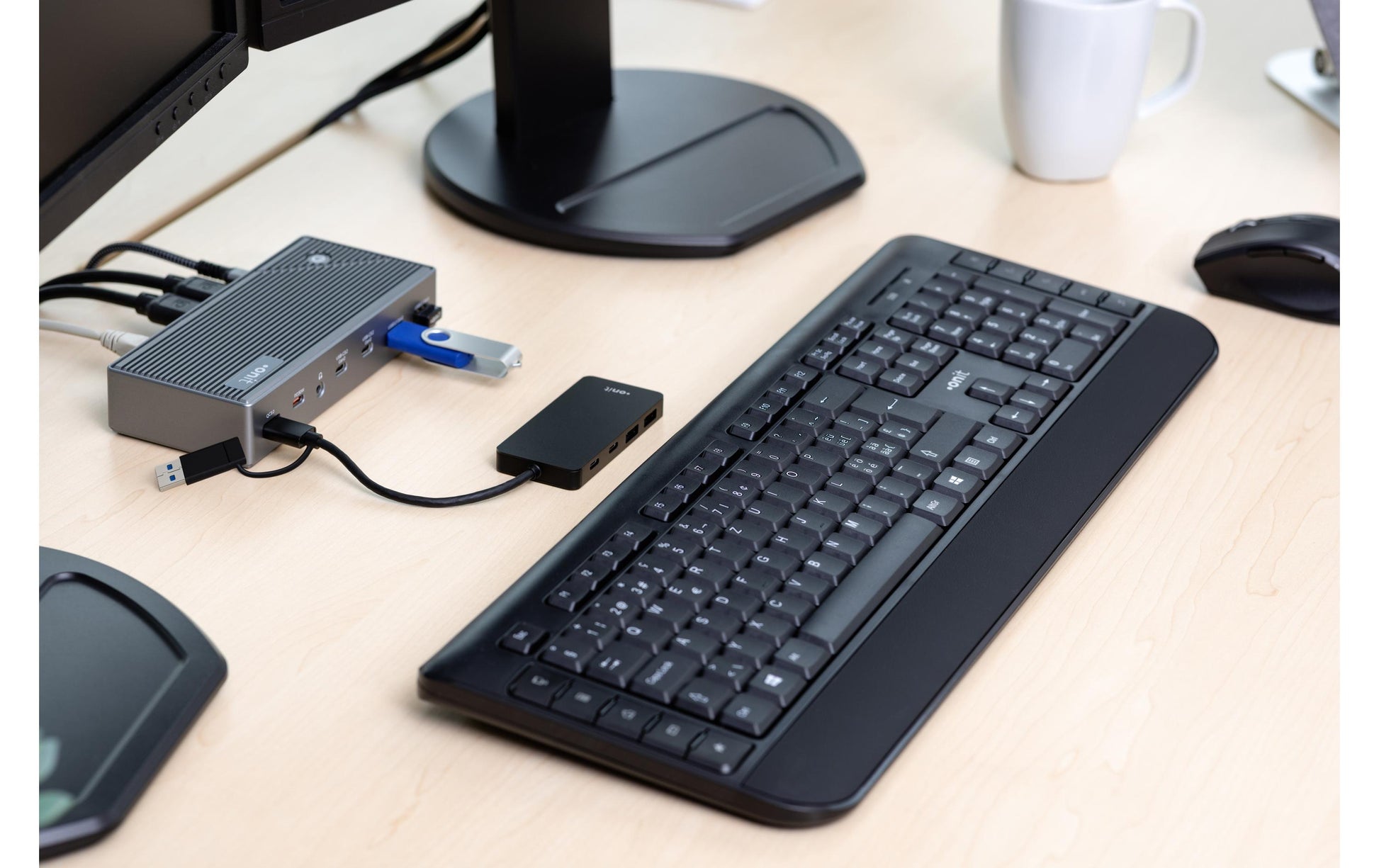 Onit USB-Hub – 4× USB-C, für Windows/Mac/ChromeOS