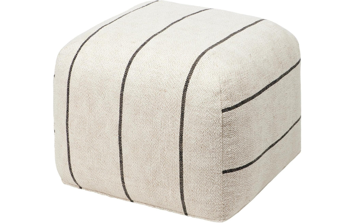 Broste Copenhagen Sigrid Beistelltisch – 50 × 50 × 38 cm – Baumwolle & Leinen – Hellbeige/Schwarz