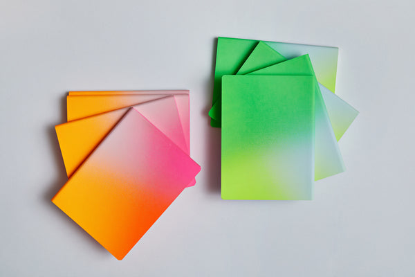 nuuna Notizbuch – 165 × 220 mm – punktiert – 176 Seiten – 120 g/m² – Softcover, Kunstleder, mehrfarbig