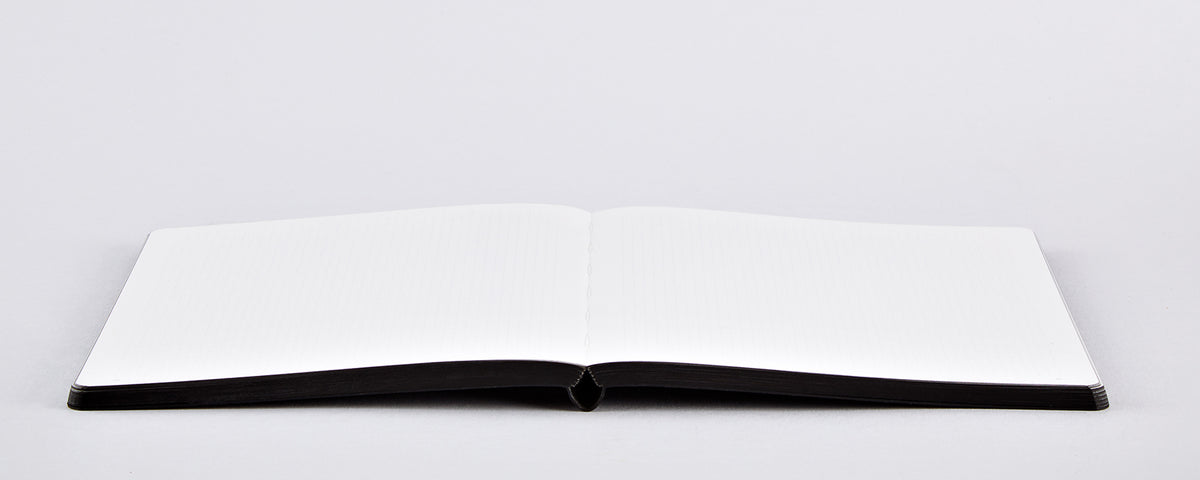 Nuuna Notizbuch – 220 × 165 mm – punktiert – 176 Seiten – 120 g/m² – Fadenheftung, nummeriert