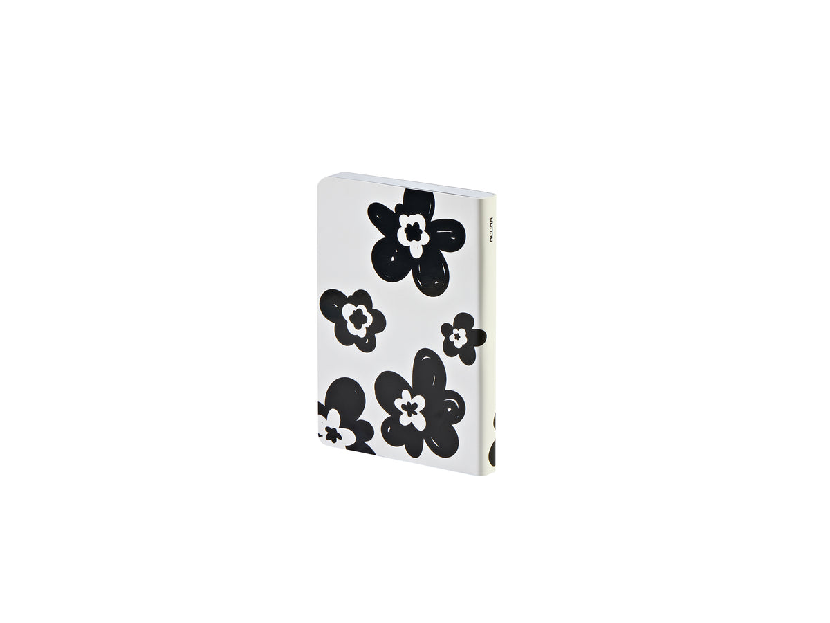 Nuuna Notizbuch – 150 × 108 mm – 176 Seiten – 120 g/m² – Fadenheftung, nummerierte Seiten, recyceltes Leder