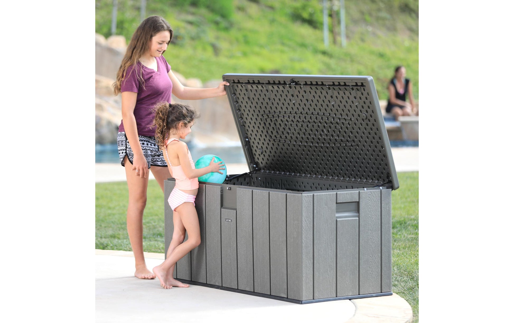Lifetime Brands Lifetime Aufbewahrungsbox 570 L (mit Deckel) – Kunststoff/Stahl – Braun – Doppelwandig, Wasserfest