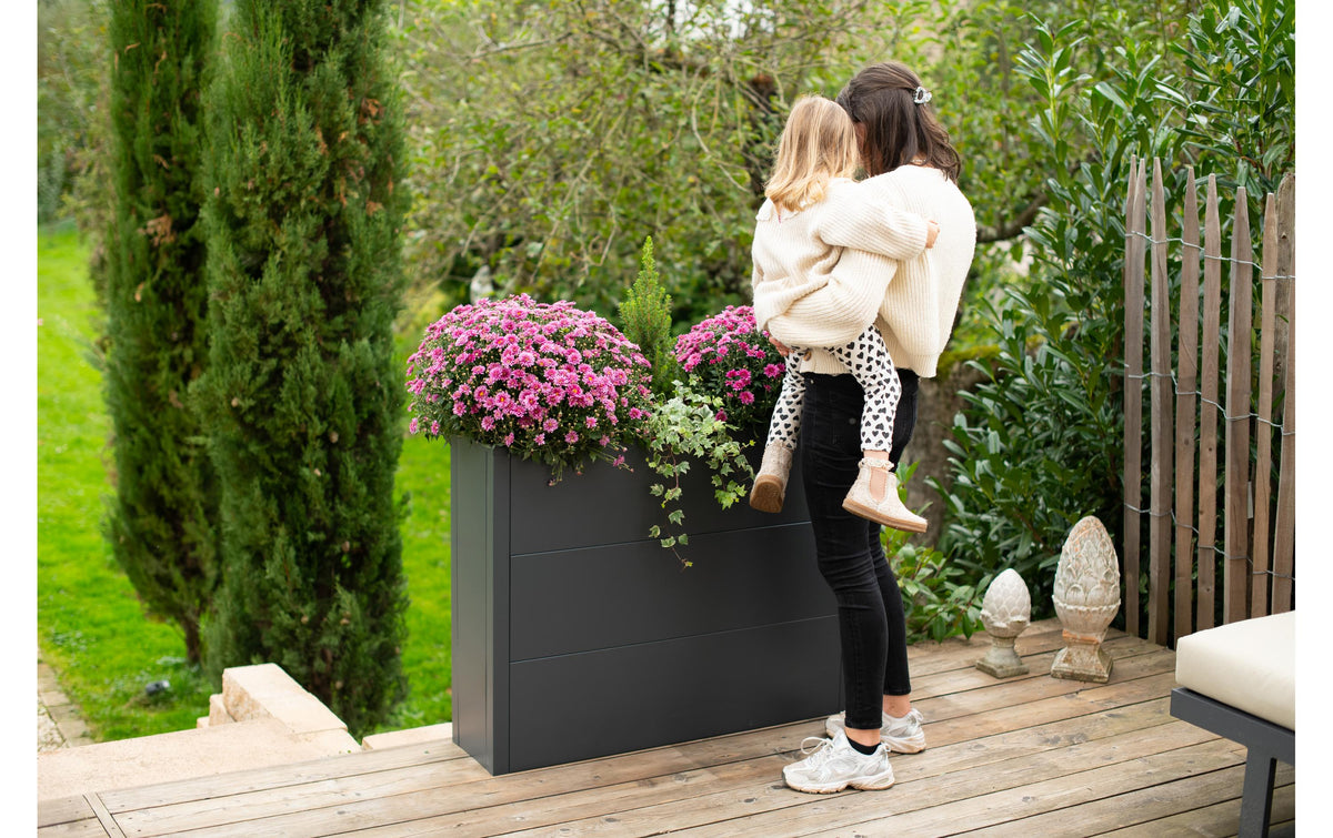 Westmann Talus XL Pflanzkübel – 25 × 77 × 100 cm – Stahl, Grau