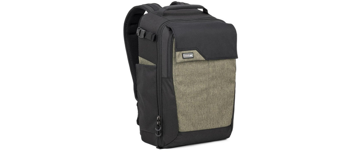Think Tank Mirrorless Mover Kamerarucksack – 18 l, 6 Objektive, Nylon/Polyester – Grün – Regenhülle