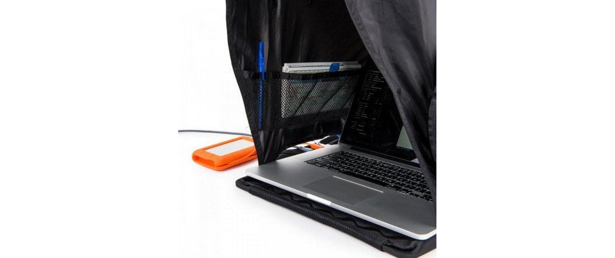 Think Tank Pixel Sunscreen V2.0 Notebook-Schutzhülle für 17" Notebooks – Schwarz