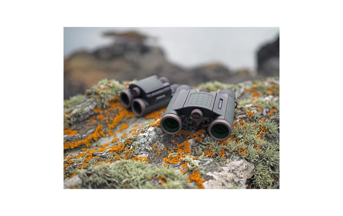 Kowa Genesis XD Prominar Kompaktfernglas – 10×22 mm, grün