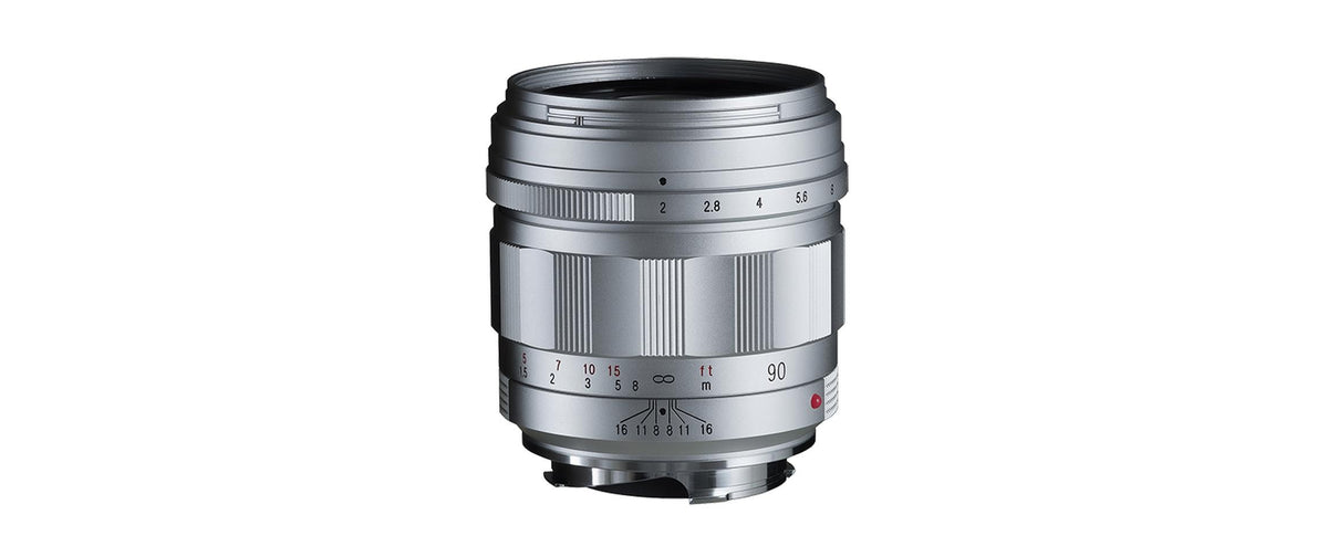 Voigtländer APO-Ultron 90 mm VM asph. Objektiv – f/2 – für Leica M-Bajonett – 52 mm Filter – 340 g – Silber
