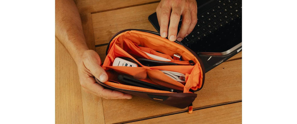 Peak Design Reissverschlusstasche – Handgriff, Organizerfächer – für Kameras – 1 l – Violett – Tech Pouch