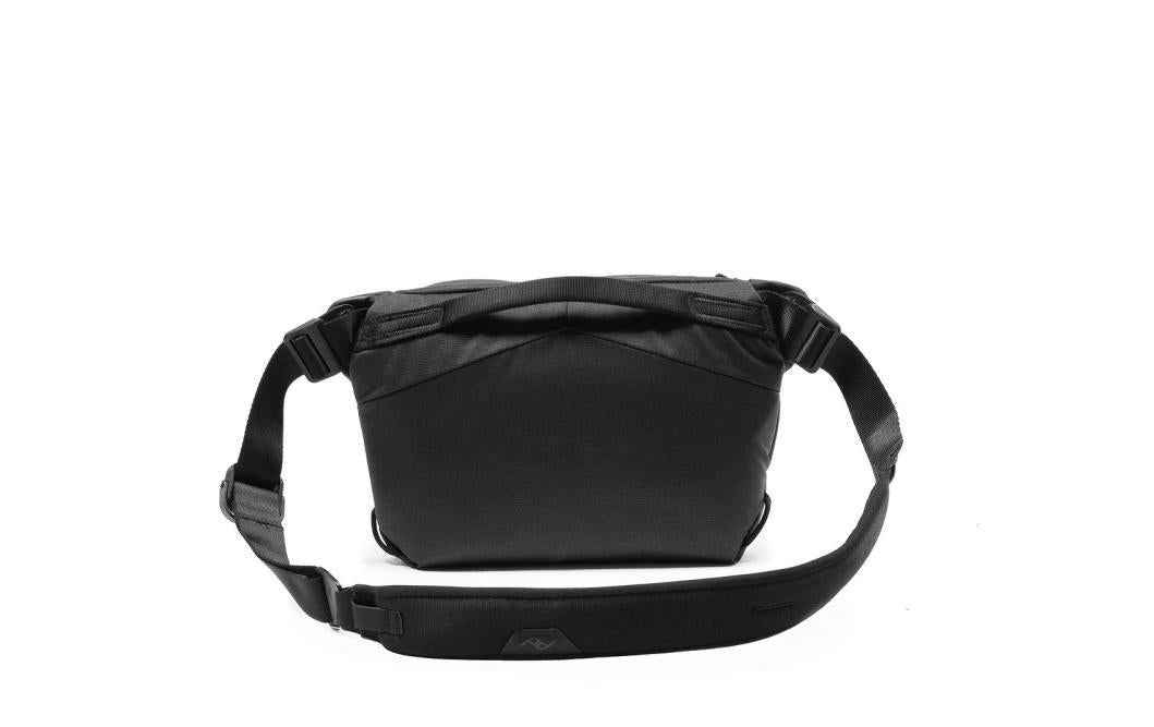 Peak Design Everyday Sling 3L Tragetasche – Aluminium/Nylon – Schwarz