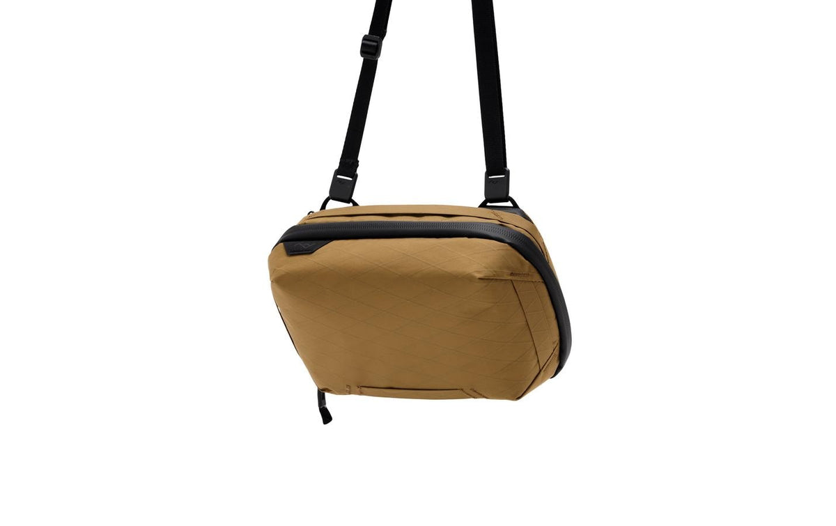 Peak Design Zubehörtasche Tech Pouch – Reissverschluss, Organizer – für alle Kameras – 2 l – Coyote