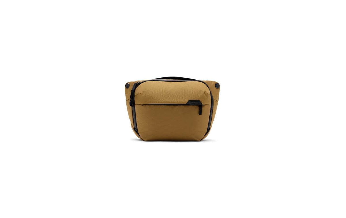 Peak Design Everyday Sling v2 Kameratasche – 6 l, Tablet bis 11" – für DSLR, Drohne, Systemkamera – Braun