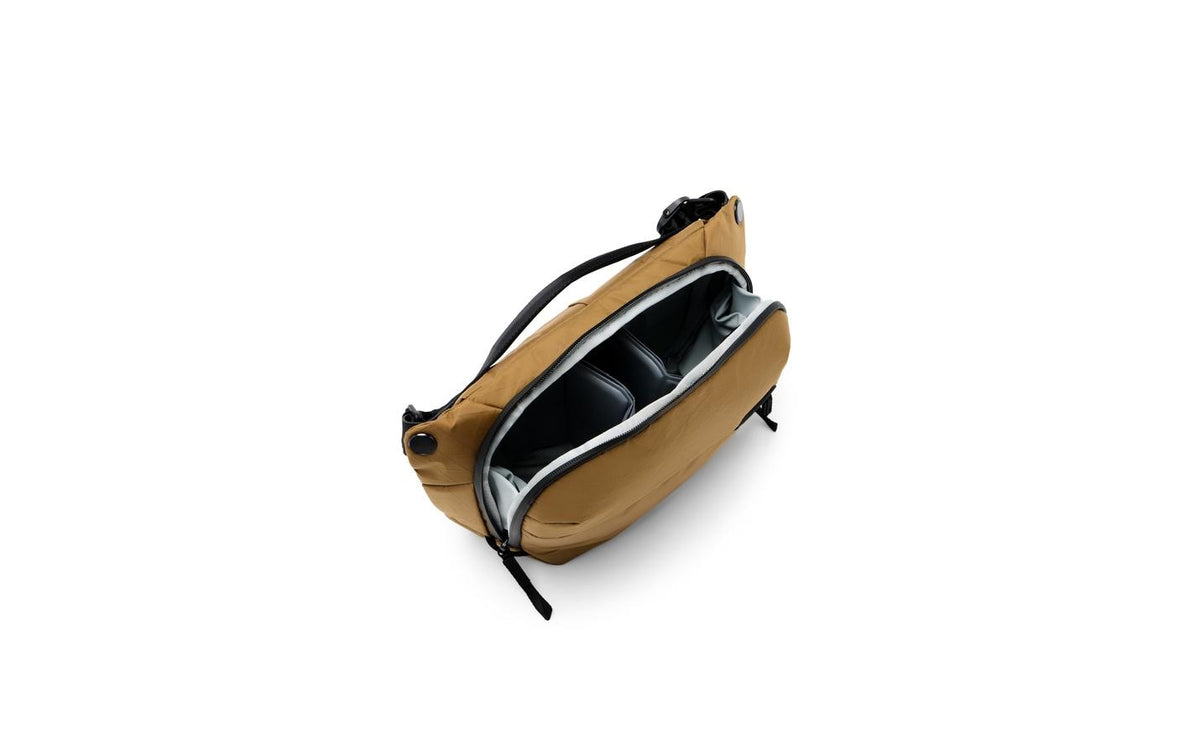 Peak Design Everyday Sling v2 Kameratasche – 6 l, Tablet bis 11" – für DSLR, Drohne, Systemkamera – Braun