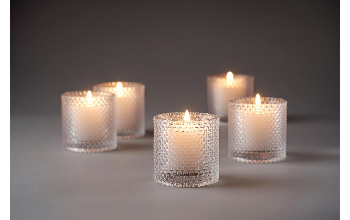 Duni Nachfüllkerze – Ø 6,5 × 6,5 cm – Paraffin, Weiss – 12-teilig