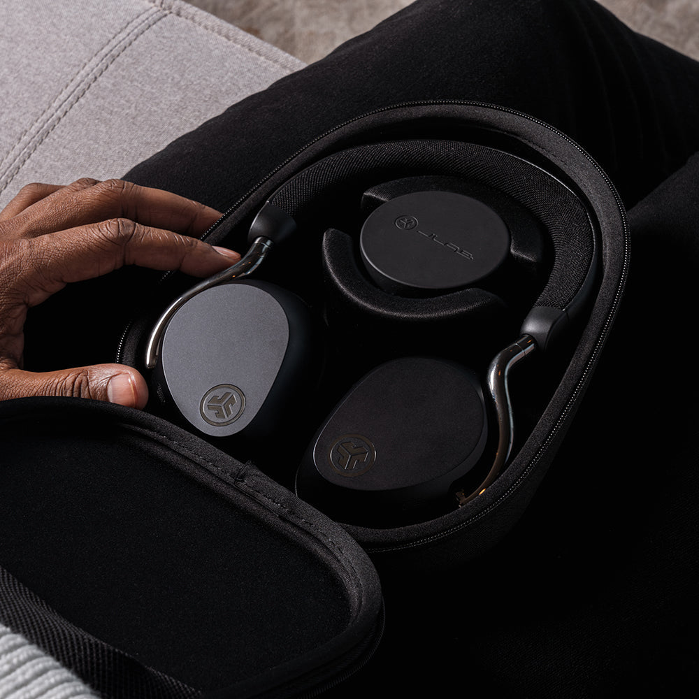 JLab Epic Lux Over-Ear Kopfhörer – Stereo, Kabel + BT, ANC, Schwarz, BT 5.4