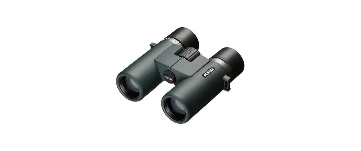 Pentax Kompaktfernglas AD 7×32 ED – 7×32 mm, grün-schwarz